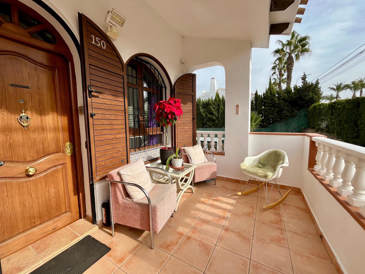 Dining area in villa for sale in Villamartin