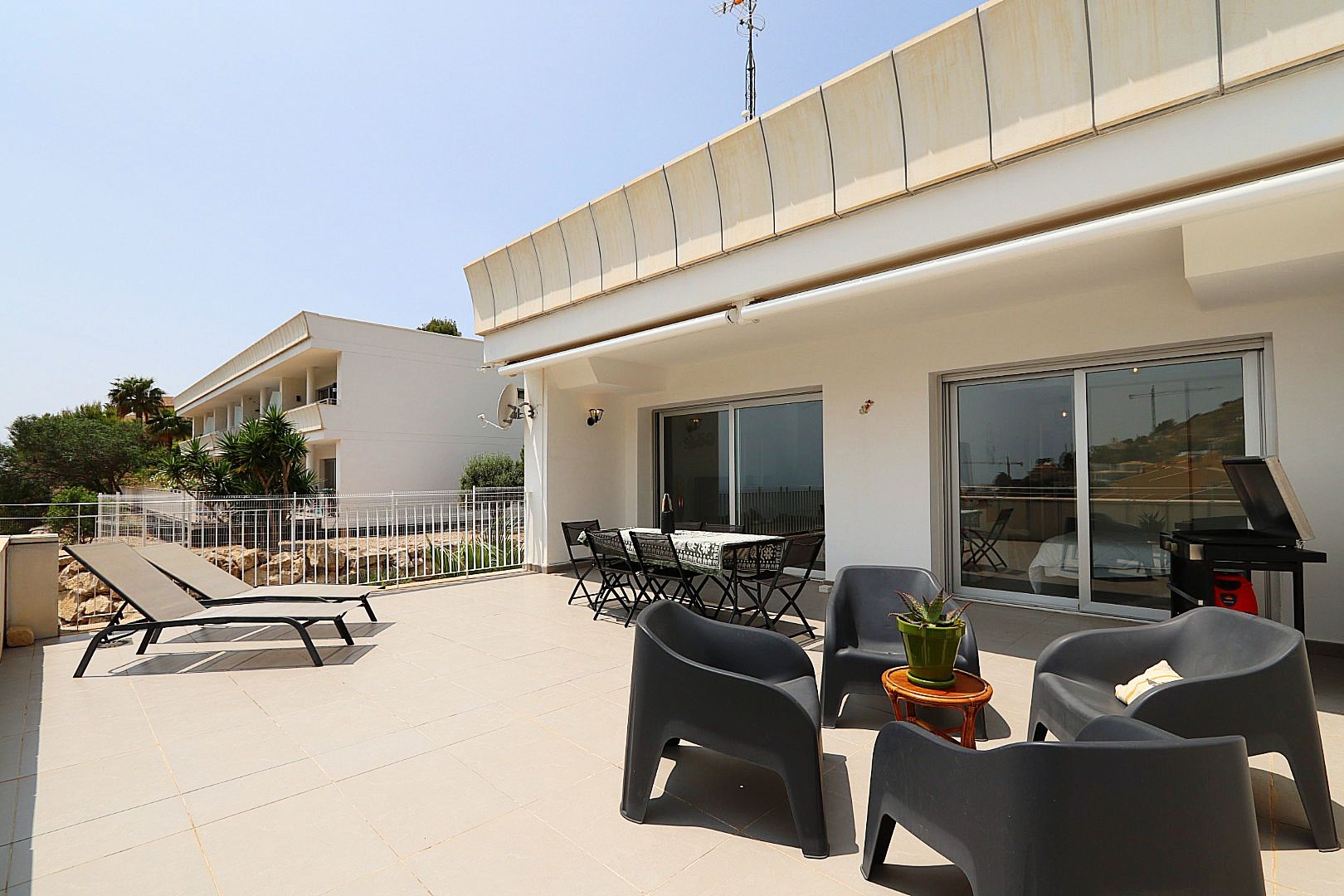 Master bedroom in apartment for sale in Altea