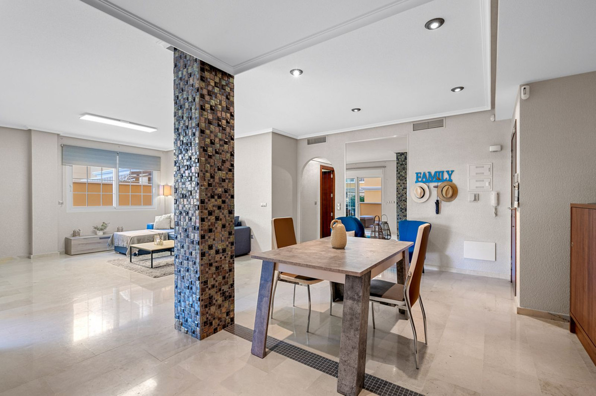 Kitchen in apartment for sale in Cabo Roig