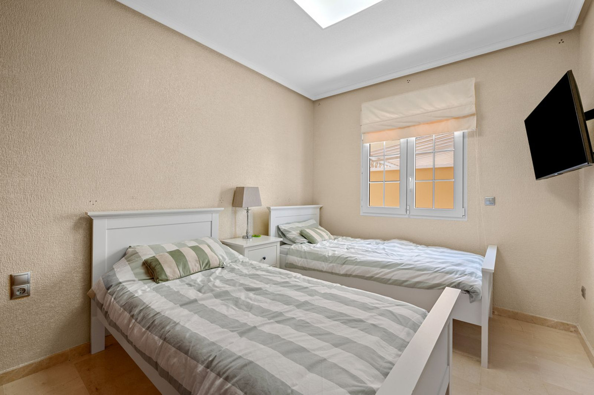Garden in apartment for sale in Cabo Roig