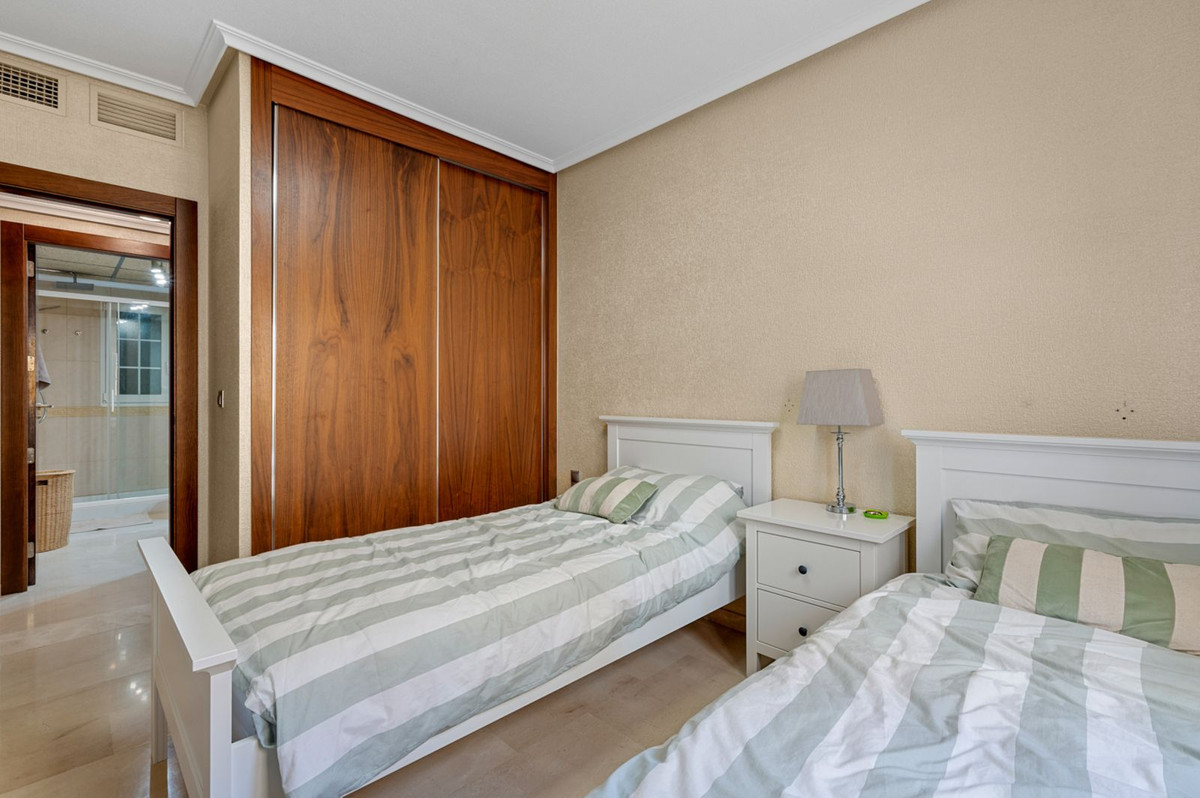 Dining area in apartment for sale in Cabo Roig
