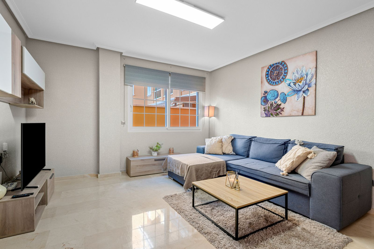 Bedroom in apartment for sale in Cabo Roig