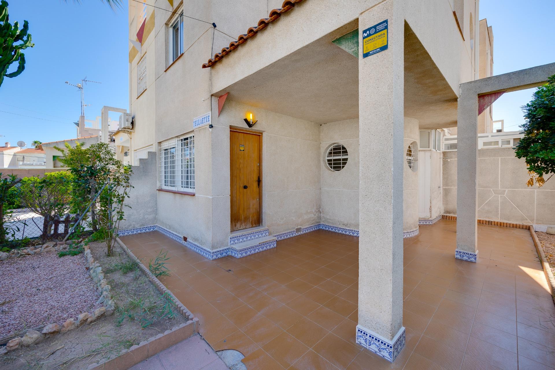 Garden in terraced for sale in Torrevieja
