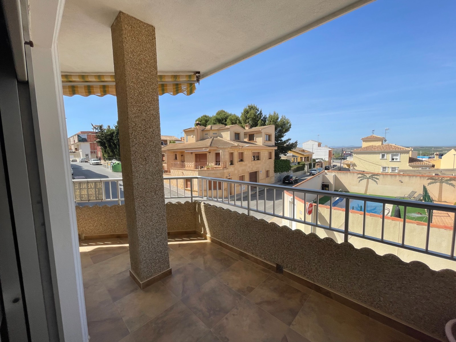 Garden in villa for sale in San Miguel de Salinas