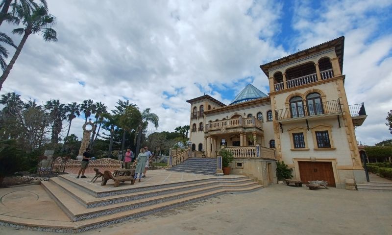 Exterior view in villa for sale in Orihuela Costa
