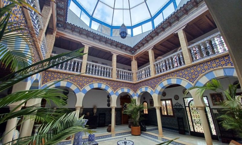 Master bedroom in villa for sale in Orihuela Costa