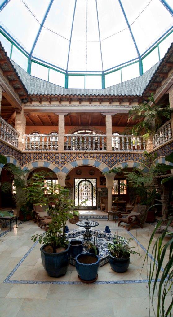 The villa is an Andalusia style house and has a total constructed surface of approx