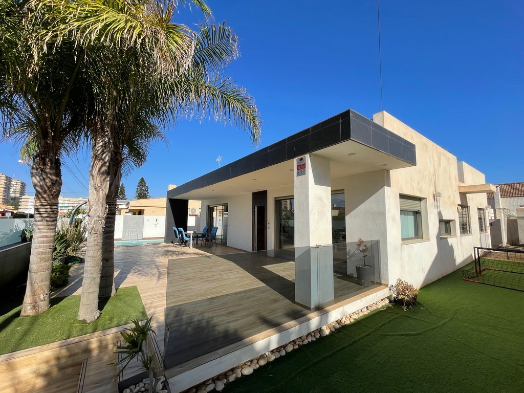 Living room in villa for sale in Mar de Cristal