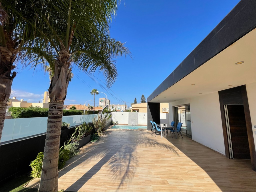 Kitchen in villa for sale in Mar de Cristal