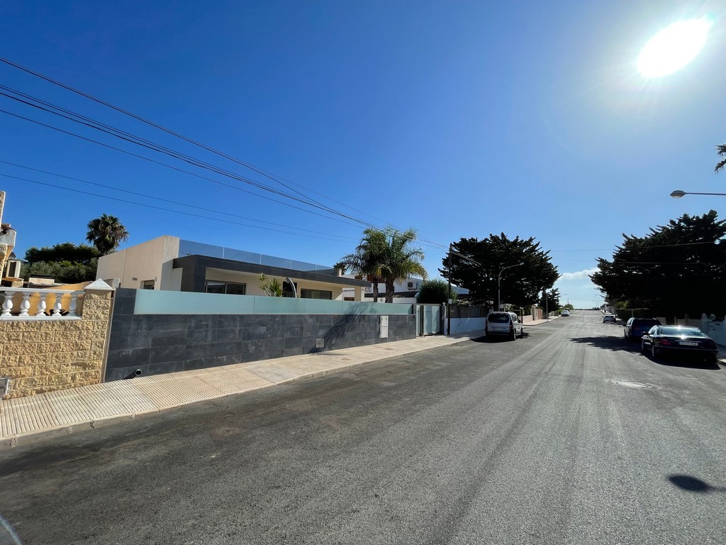 Dining area in villa for sale in Mar de Cristal