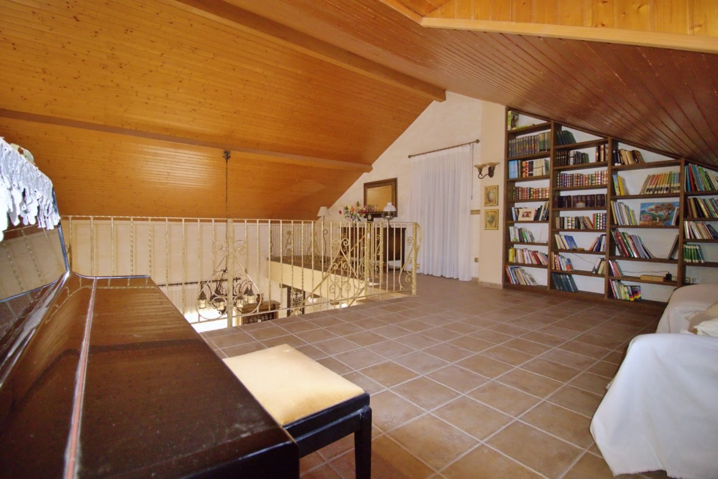 Dining area in villa for sale in Elche Pedanías