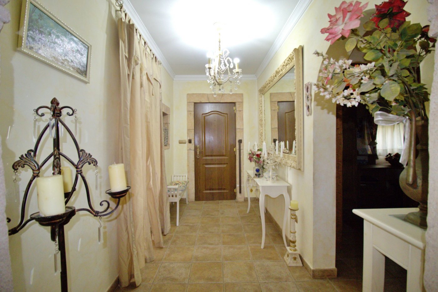 Garden in villa for sale in Elche Pedanías