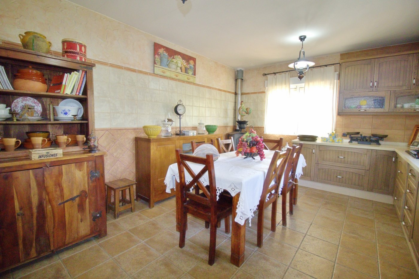Bedroom in villa for sale in Elche Pedanías