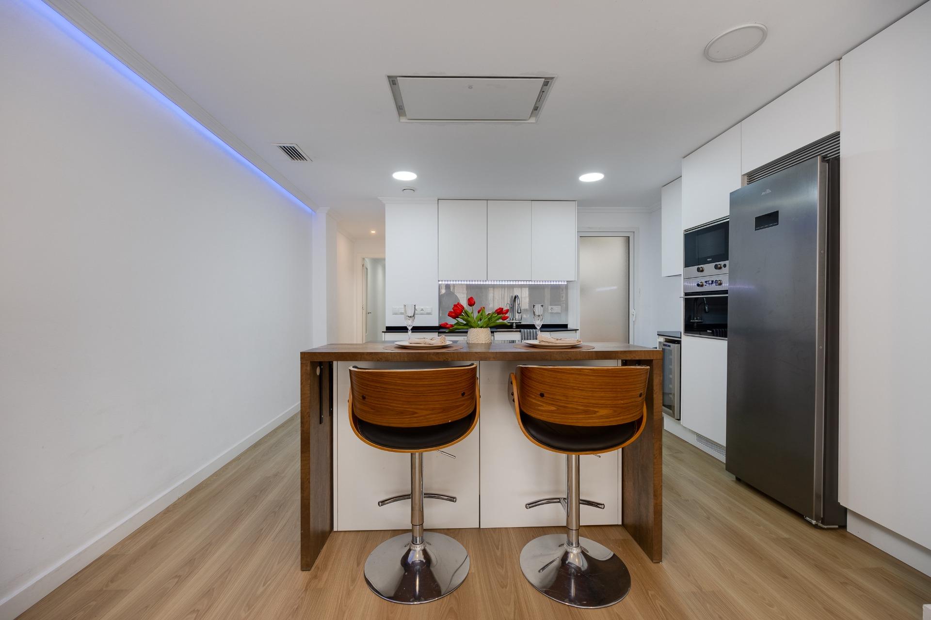 Kitchen in apartment for sale in Torrevieja