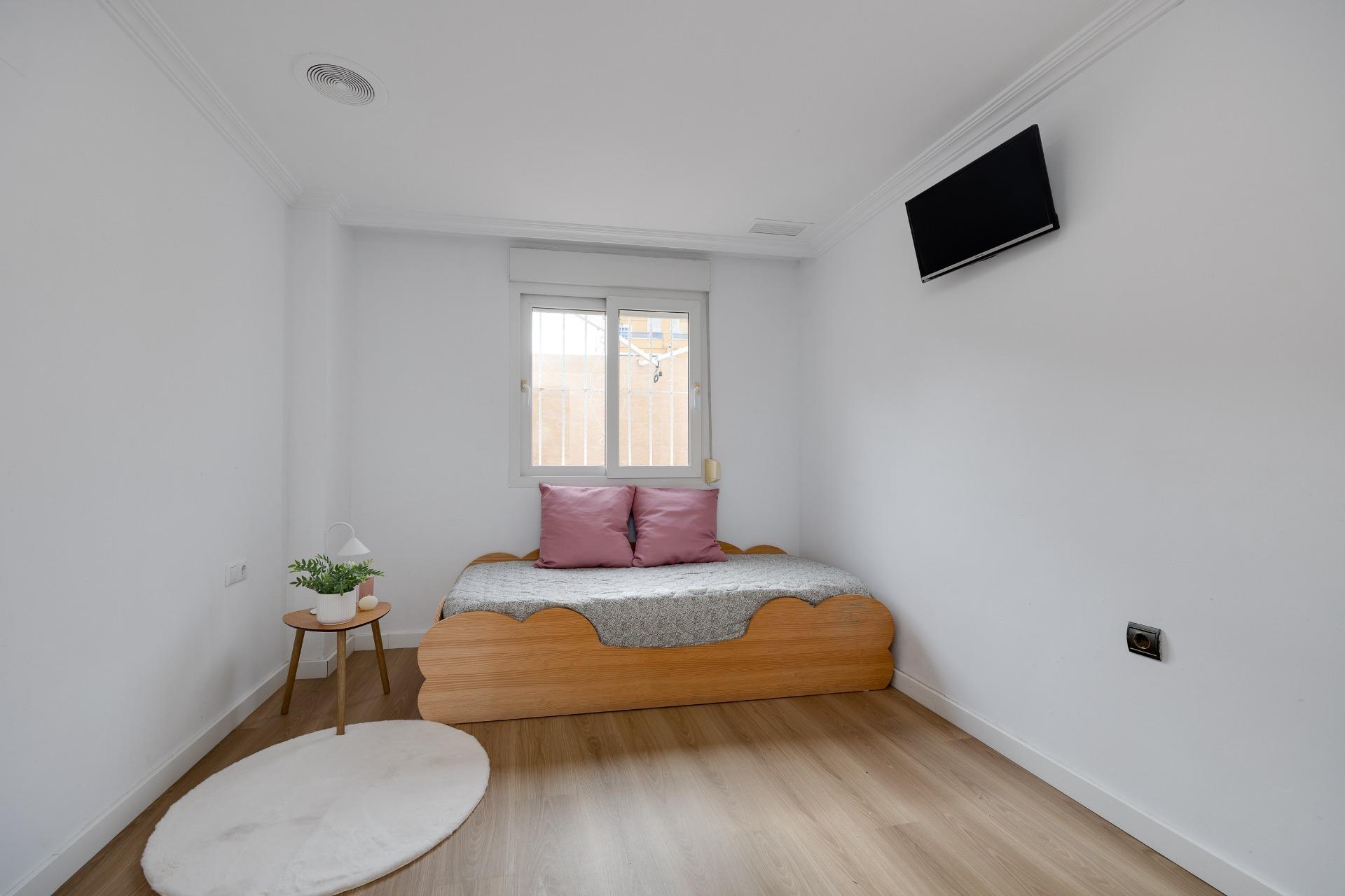 Dining area in apartment for sale in Torrevieja