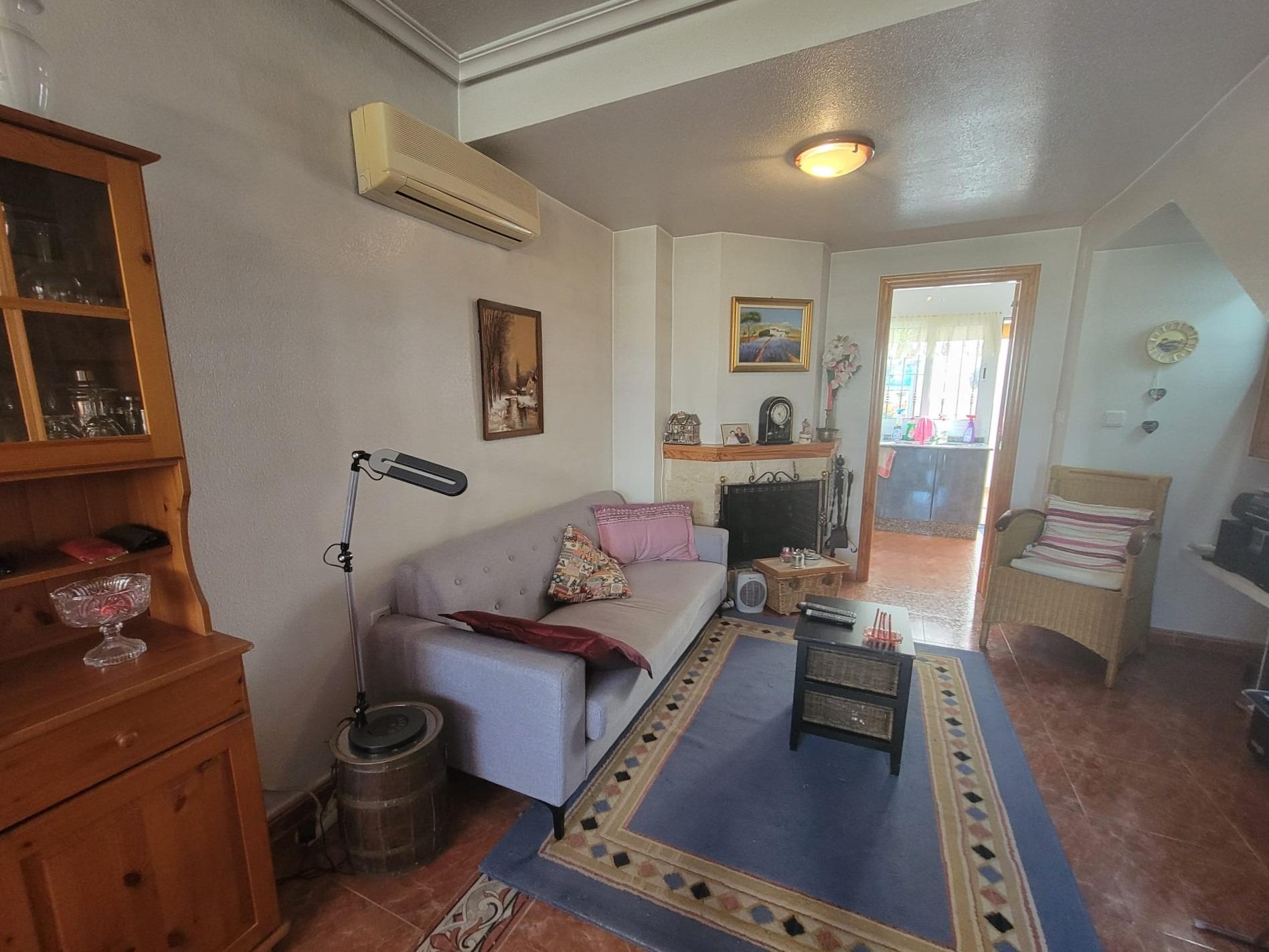 Dining area in terraced for sale in Orihuela Costa