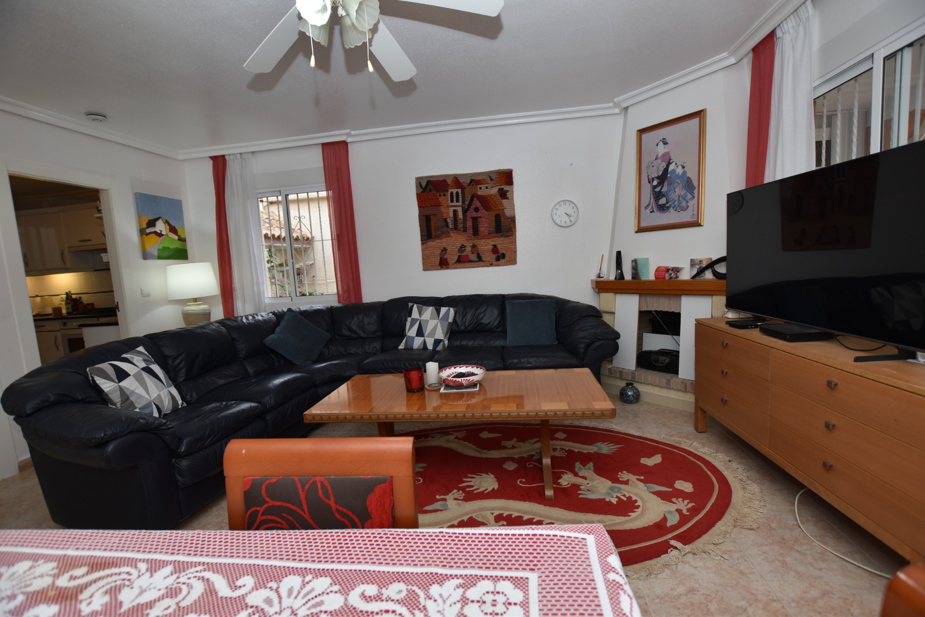 Living room in villa for sale in Algorfa