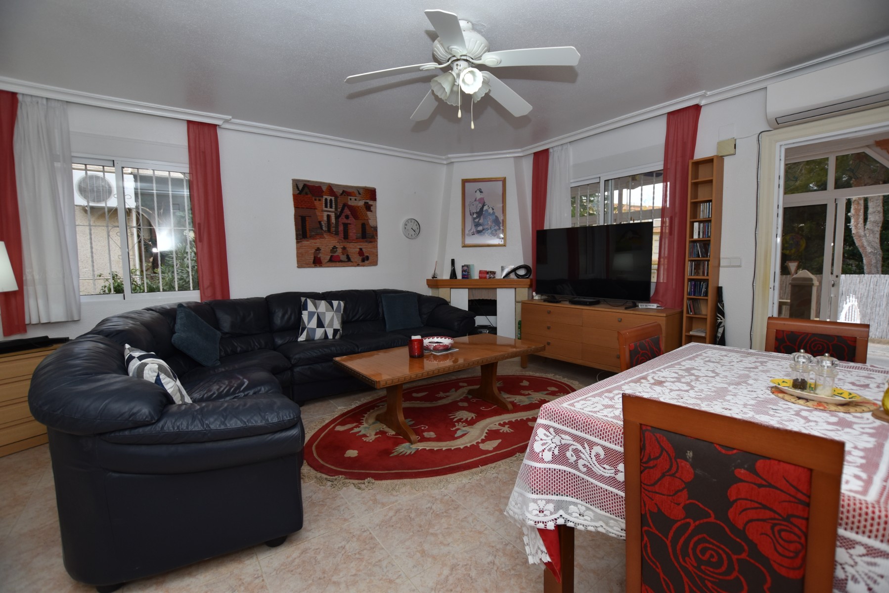 Exterior view in villa for sale in Algorfa