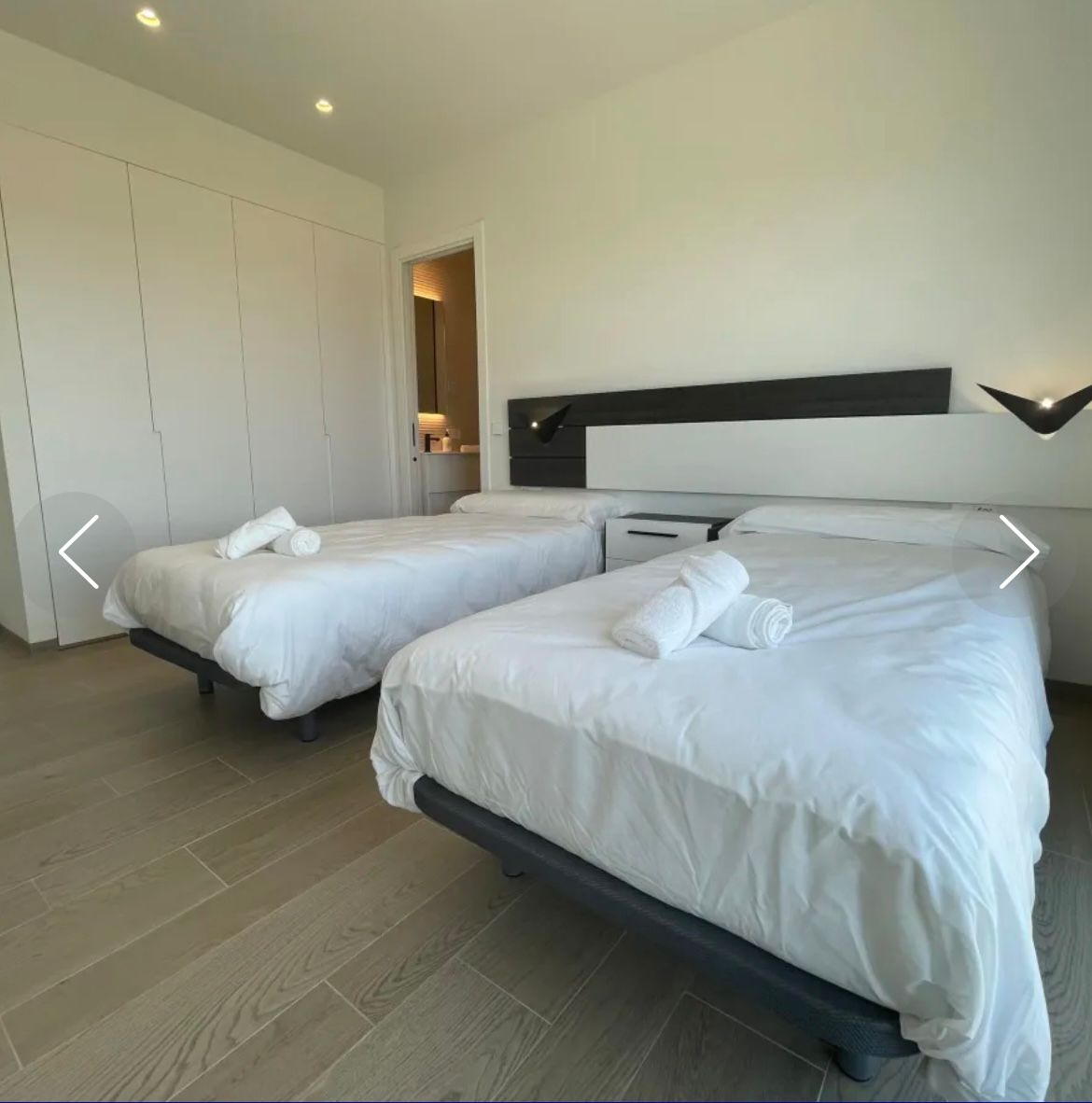 Bedroom in apartment for sale in Orihuela Costa