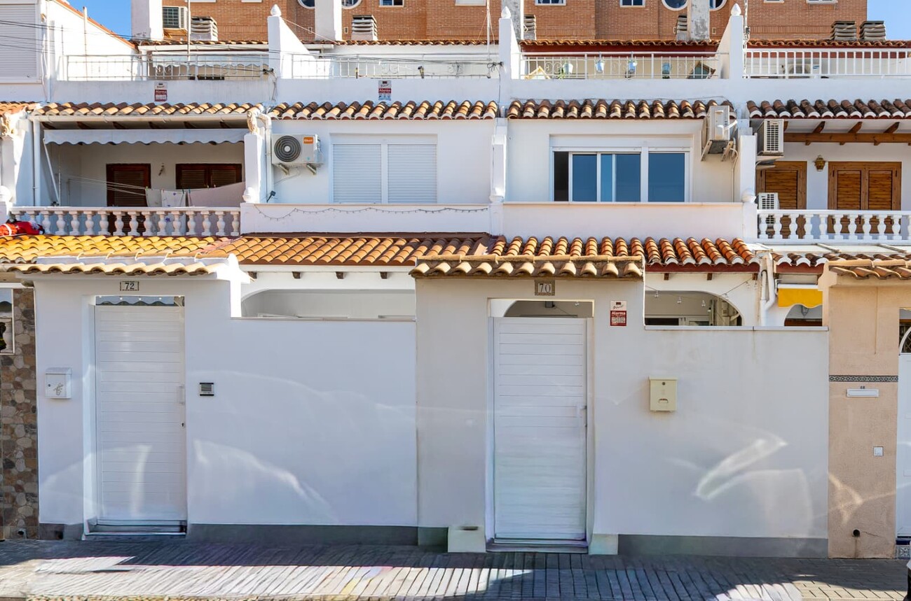 Garden in terraced for sale in Torrevieja