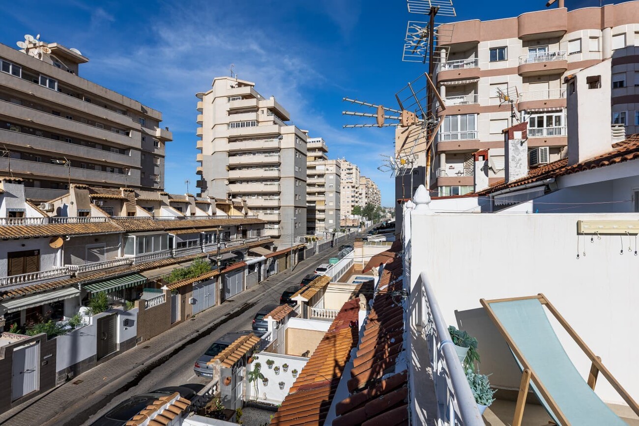 Exterior view in terraced for sale in Torrevieja
