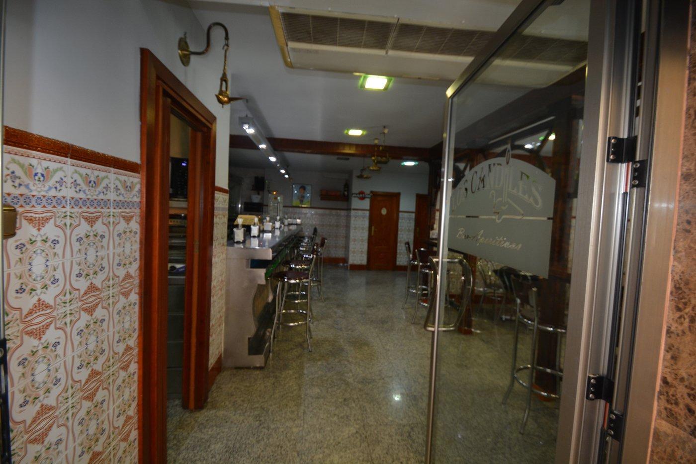 Garden in commercial for sale in Bigastro