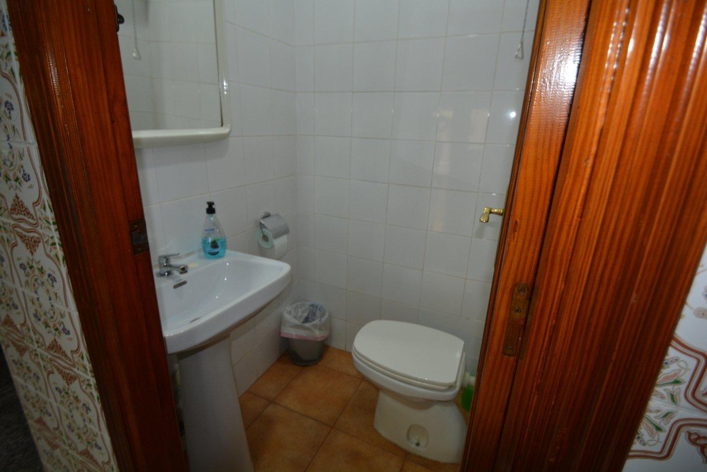 Bedroom in commercial for sale in Bigastro