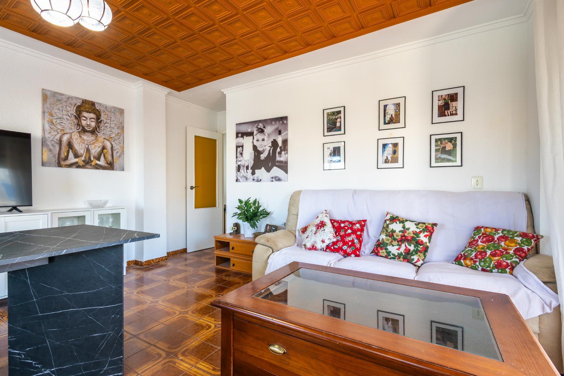 Kitchen in apartment for sale in Torrevieja
