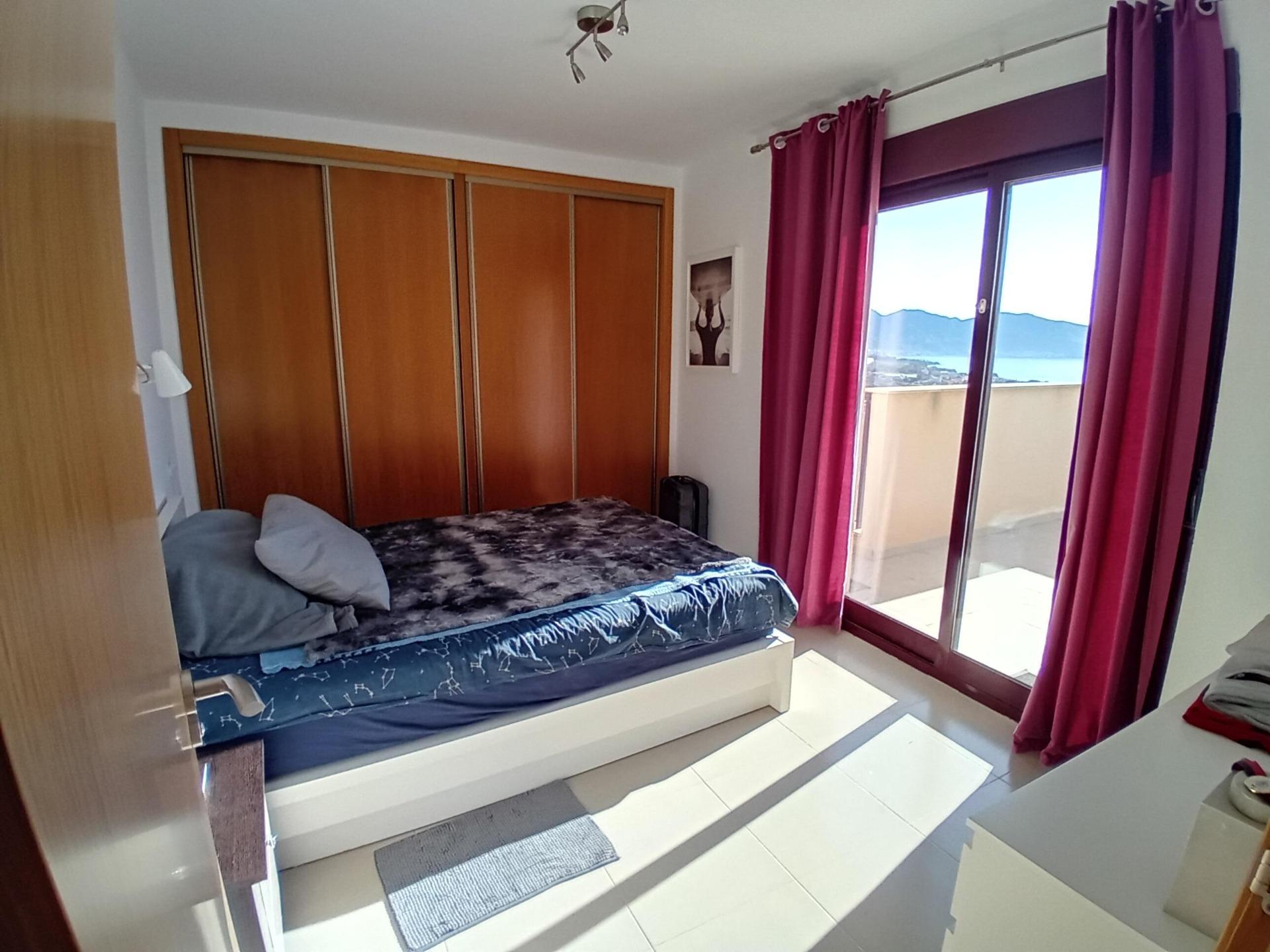 Garden in penthouse for sale in Cartagena