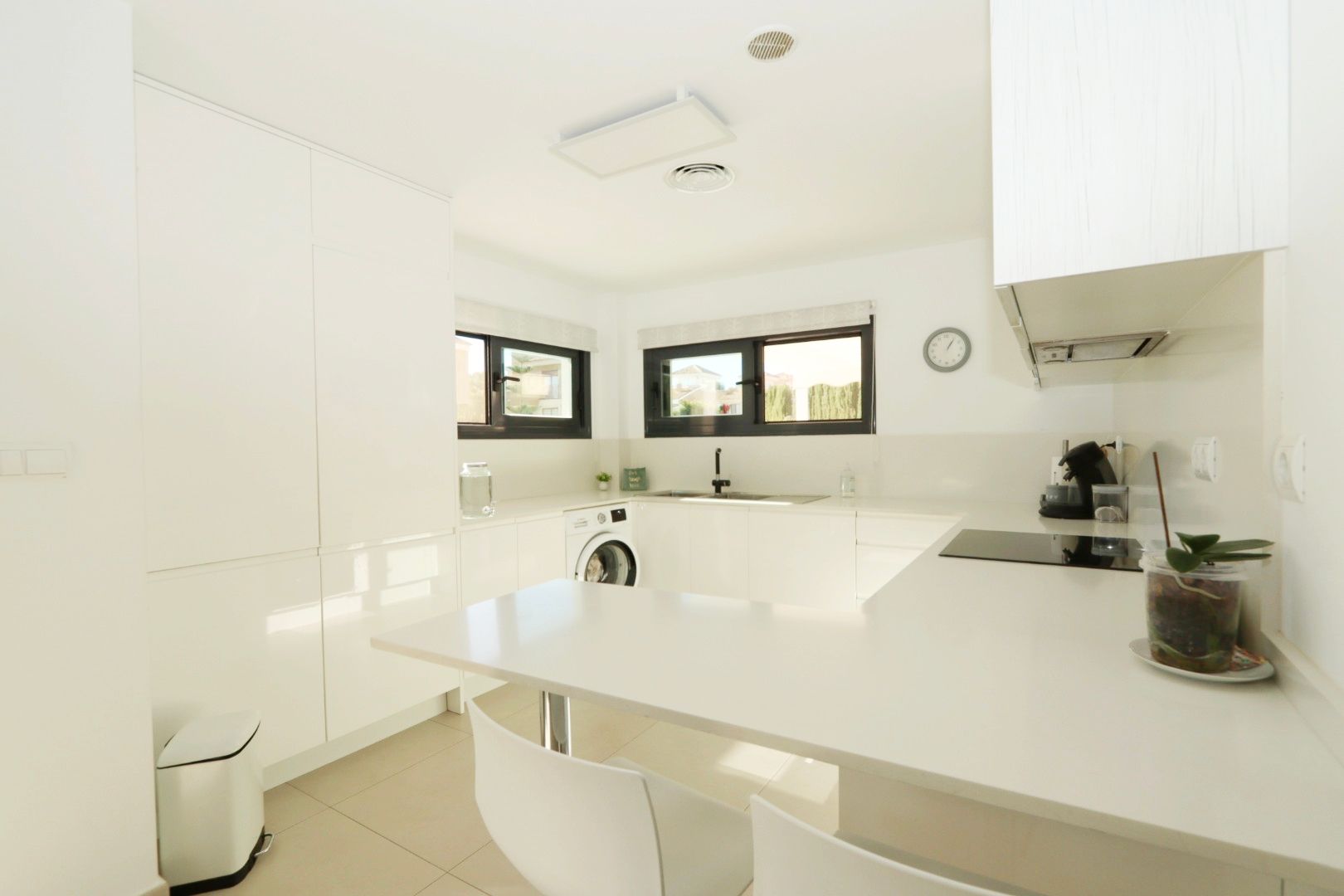Kitchen in villa for sale in la Nucia