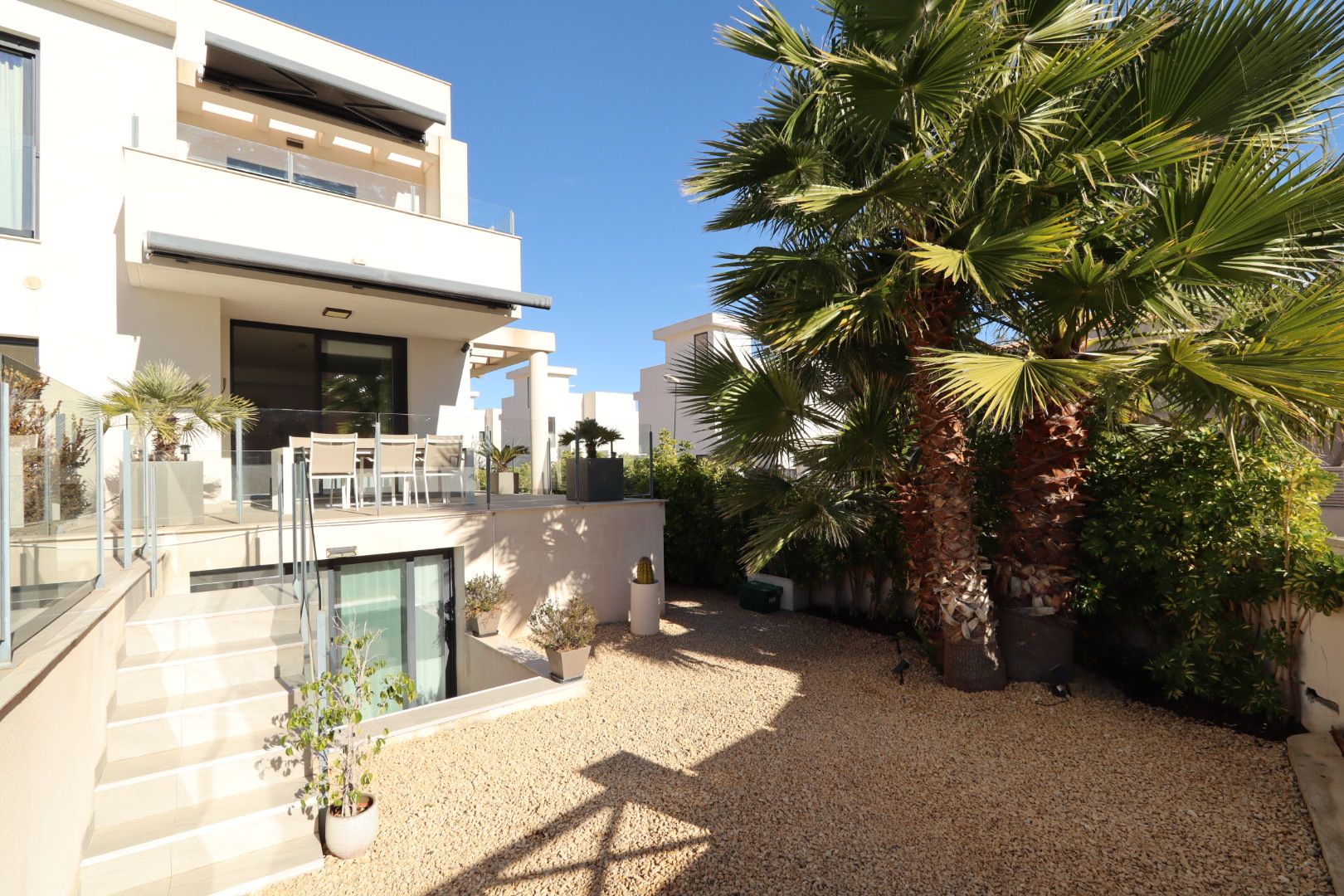 Garden in villa for sale in la Nucia