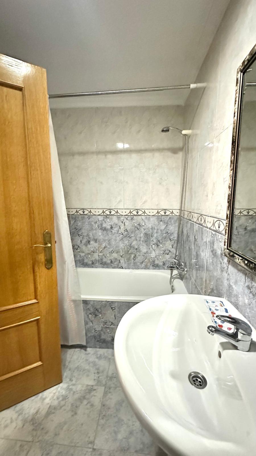 Master bedroom in apartment for sale in Torrevieja