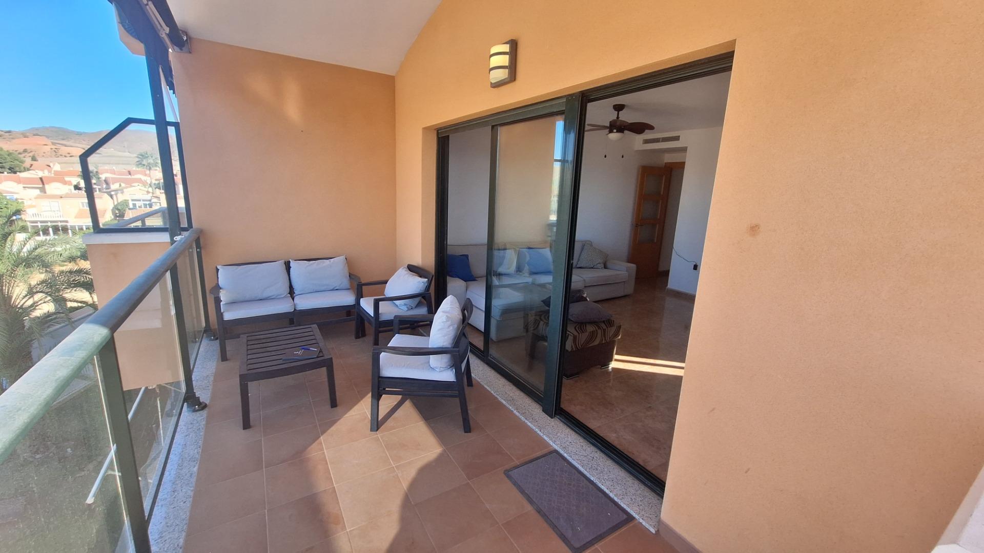 Garden in penthouse for sale in Puerto de Mazarron