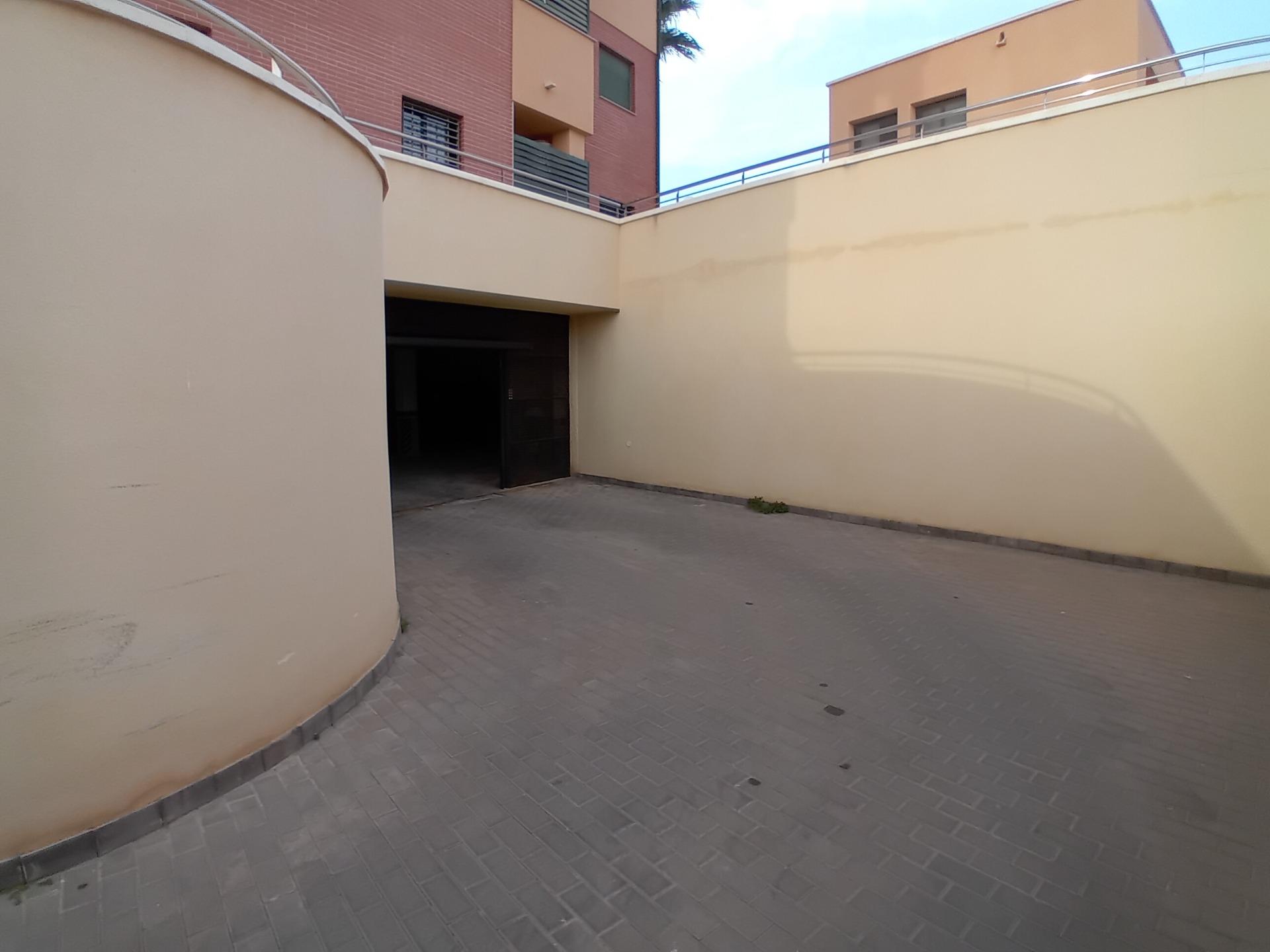 Master bedroom in penthouse for sale in Puerto de Mazarron
