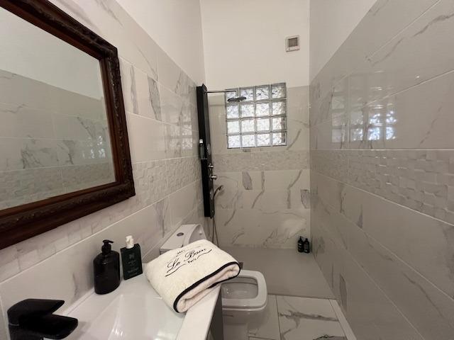 Pool area in villa for sale in Dolores