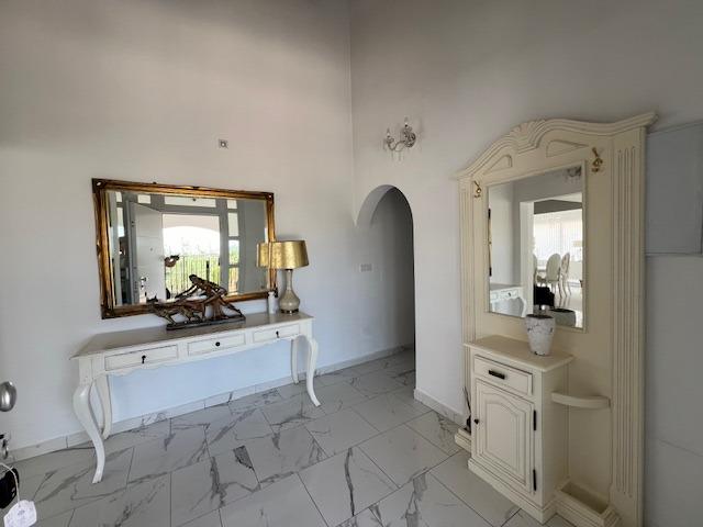 Dining area in villa for sale in Dolores