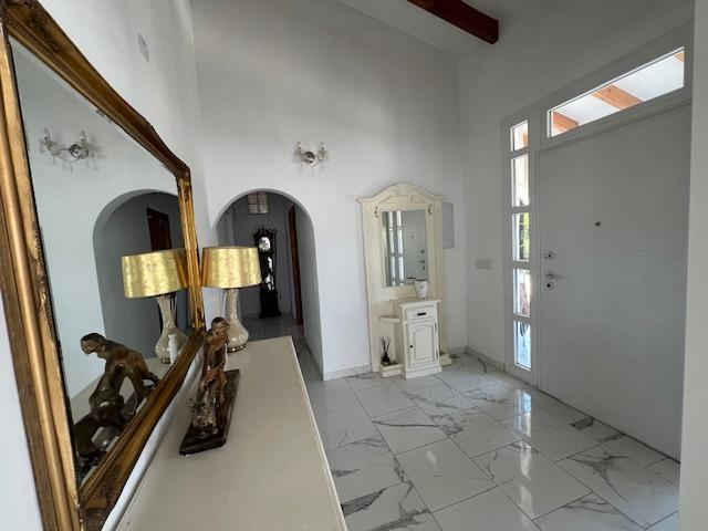 Bedroom in villa for sale in Dolores