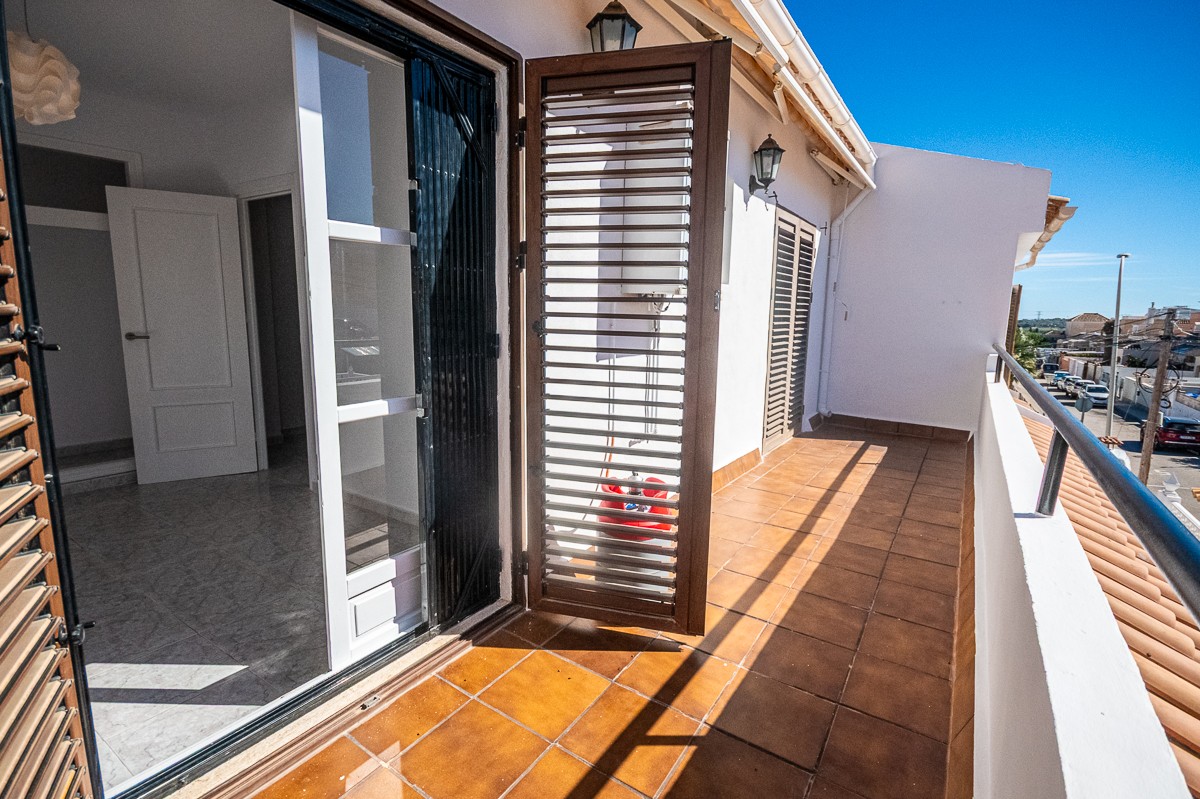 Bathroom in villa for sale in San Miguel de Salinas