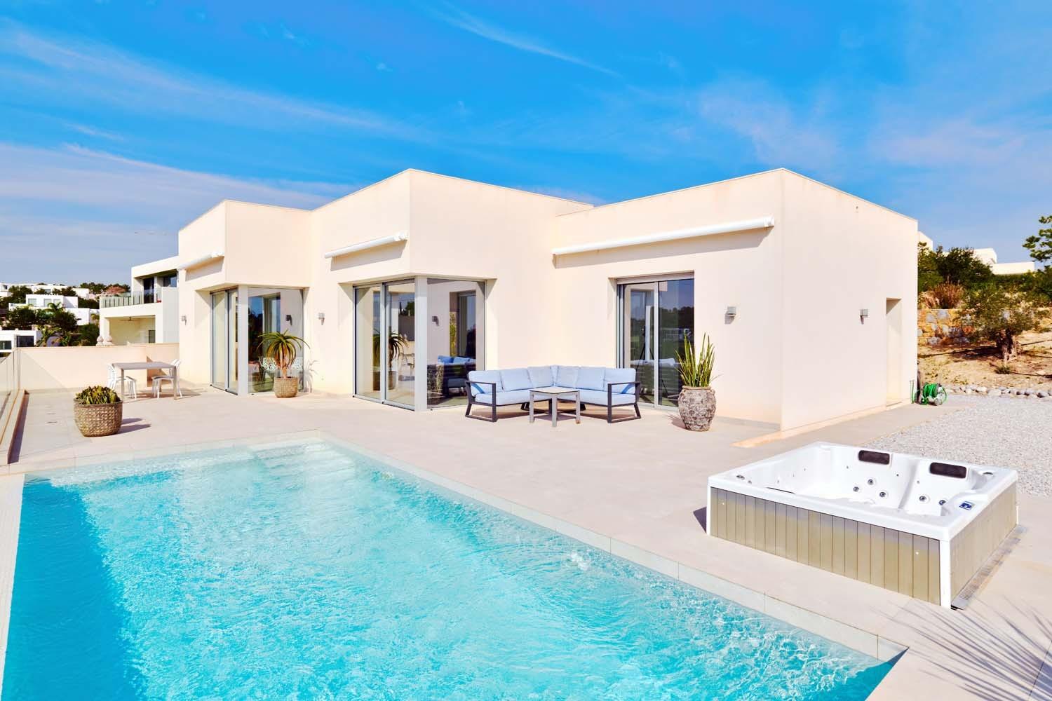 Kitchen in villa for sale in Orihuela