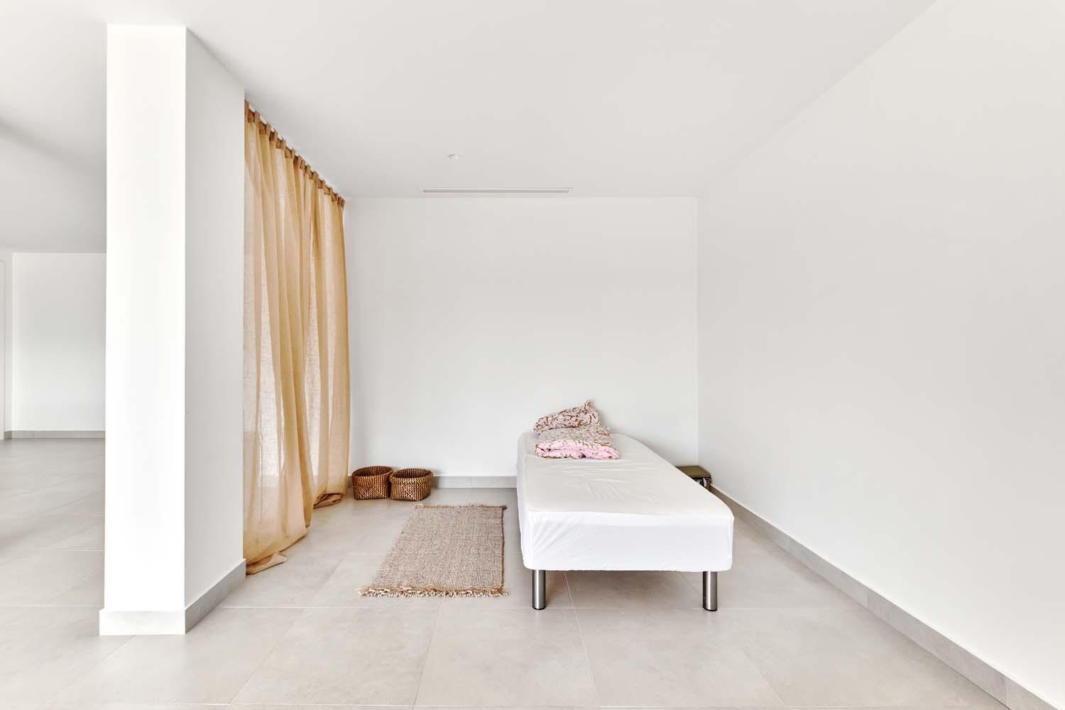 Kitchen in villa for sale in Orihuela