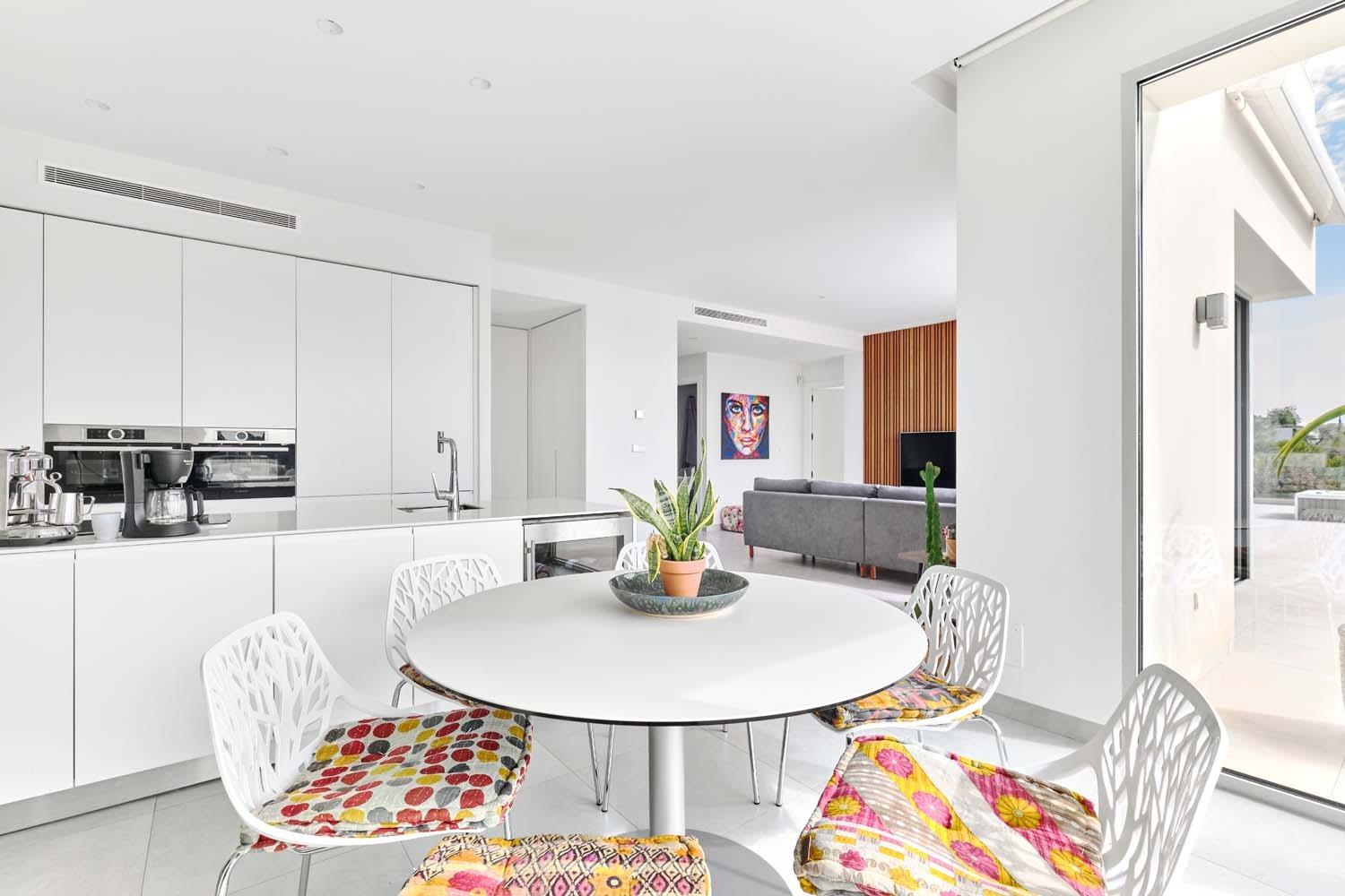 Terrace in villa for sale in Orihuela
