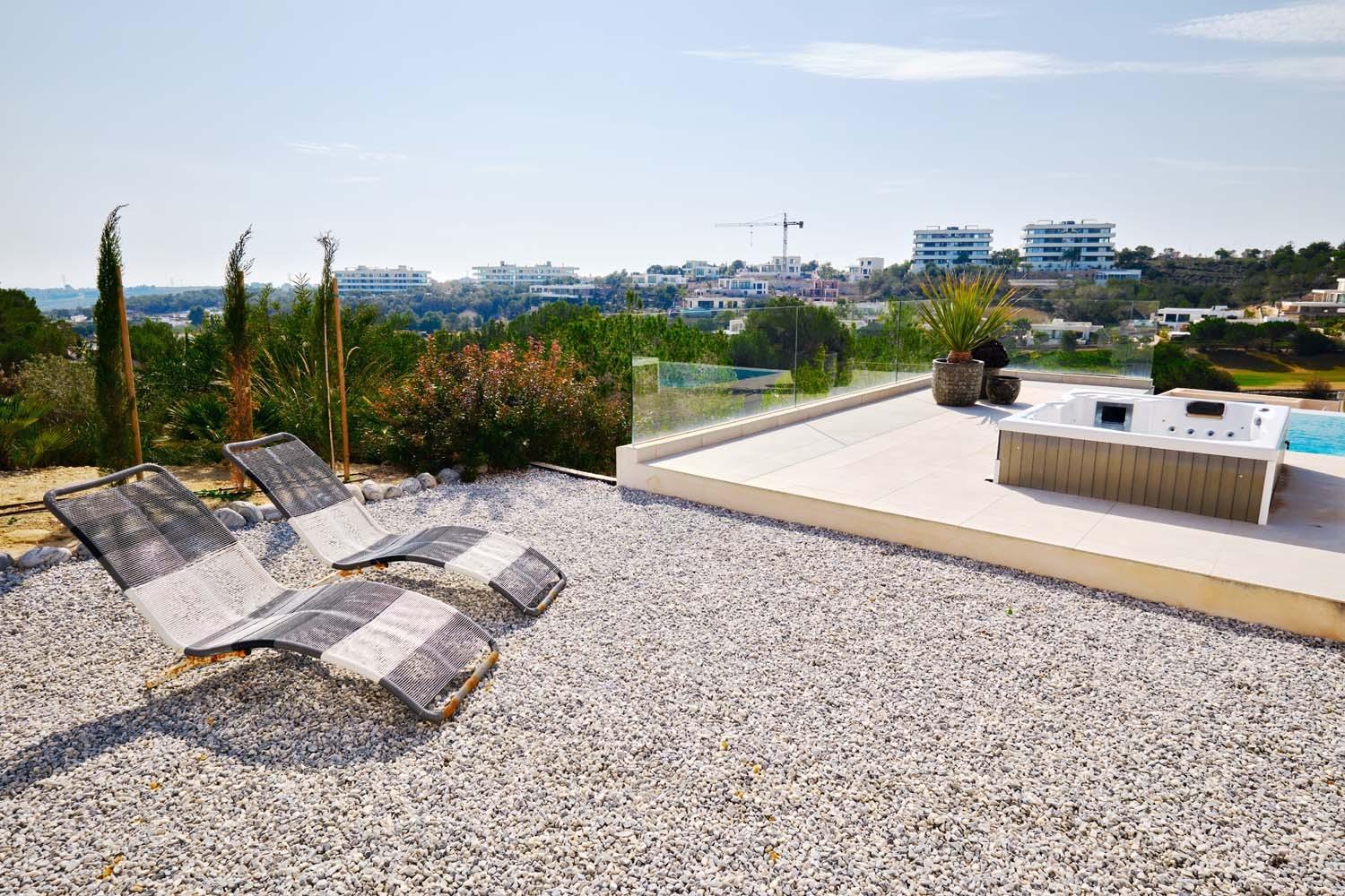 Terrace in villa for sale in Orihuela