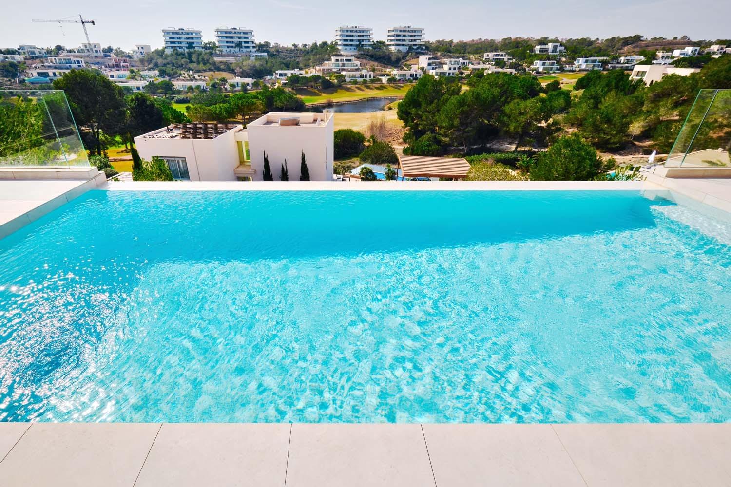 Pool area in villa for sale in Orihuela