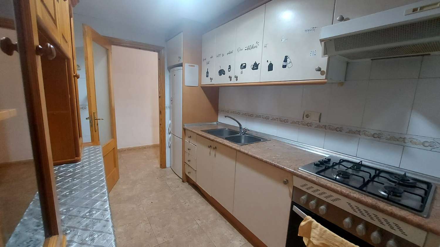 Spacious apartment just 250 meters from Arenal-Bol Beach — located in a prime area with all amenitie