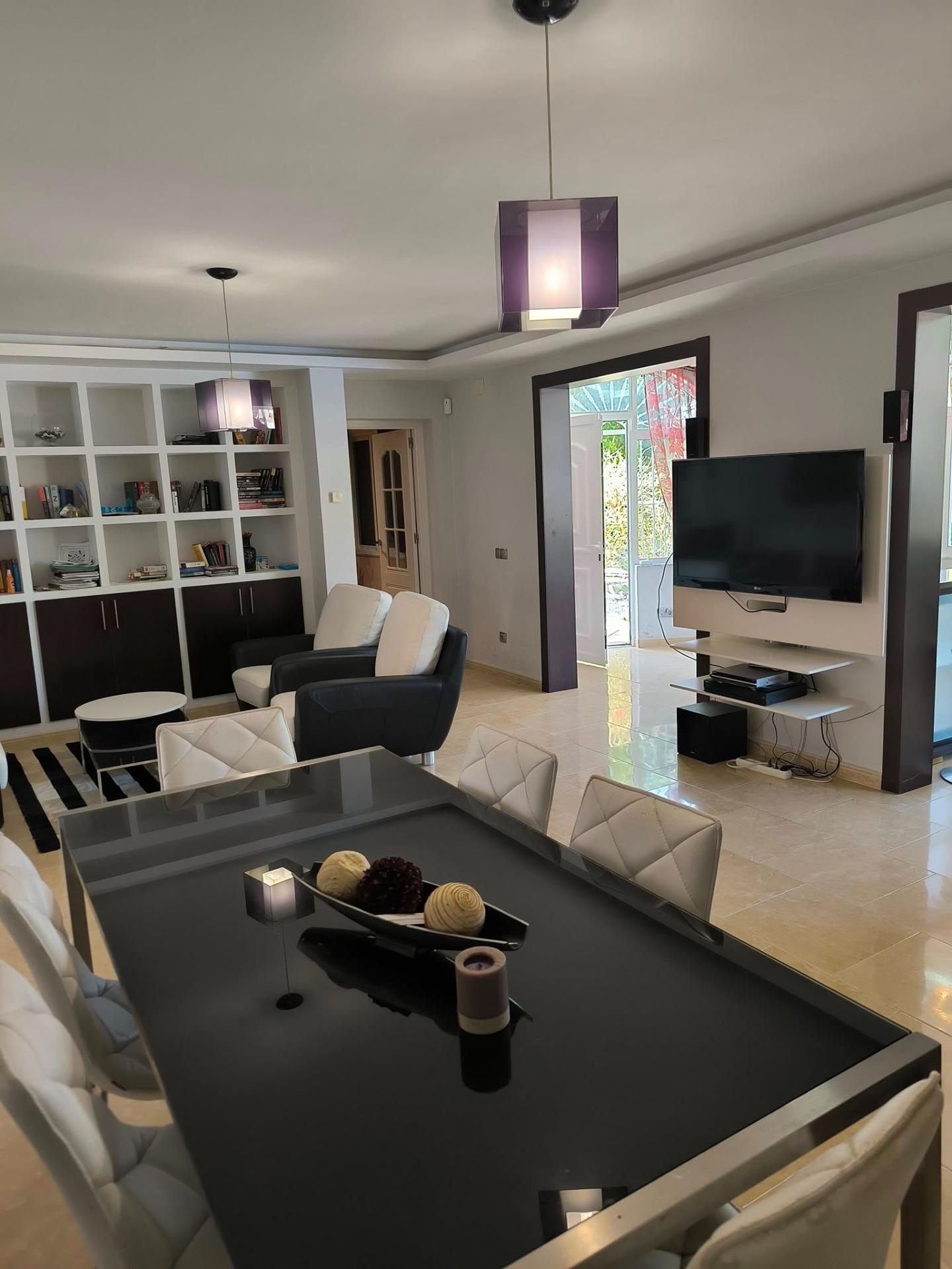 Bathroom in villa for sale in Torrevieja