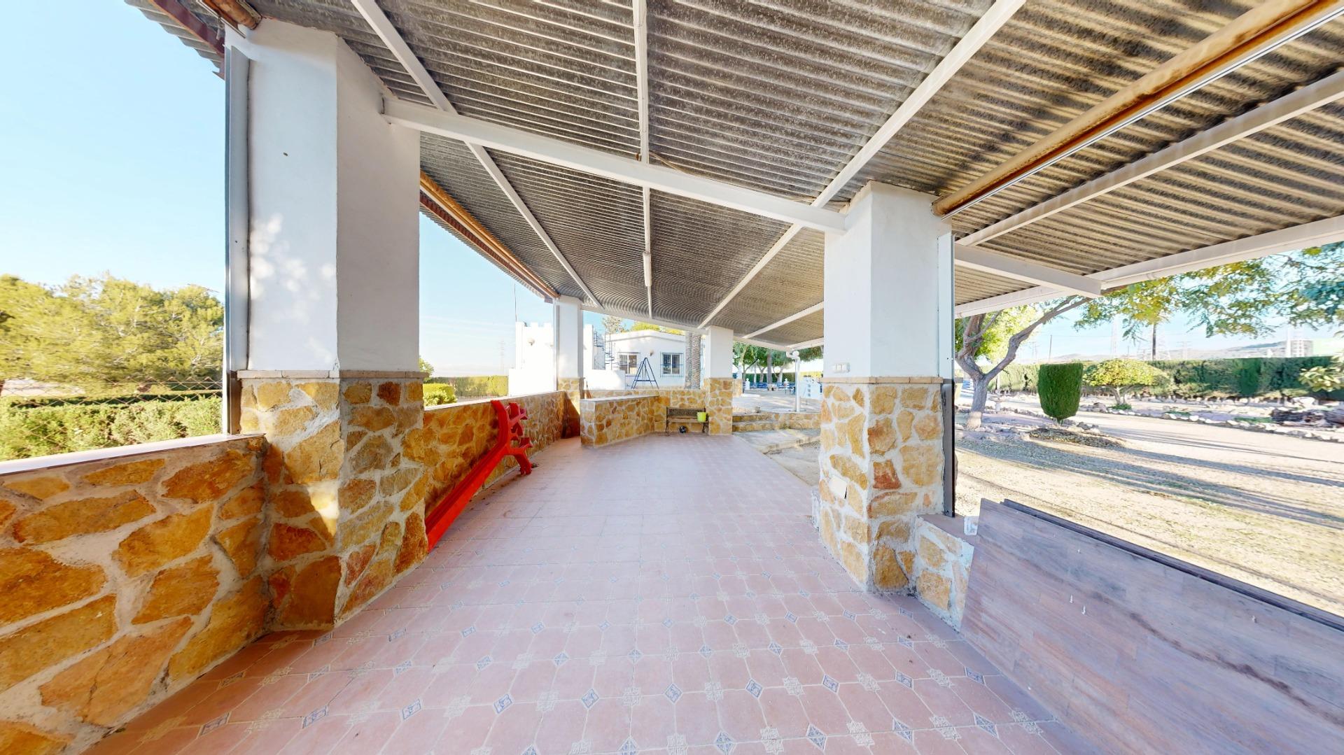 Exterior view in villa for sale in Orihuela