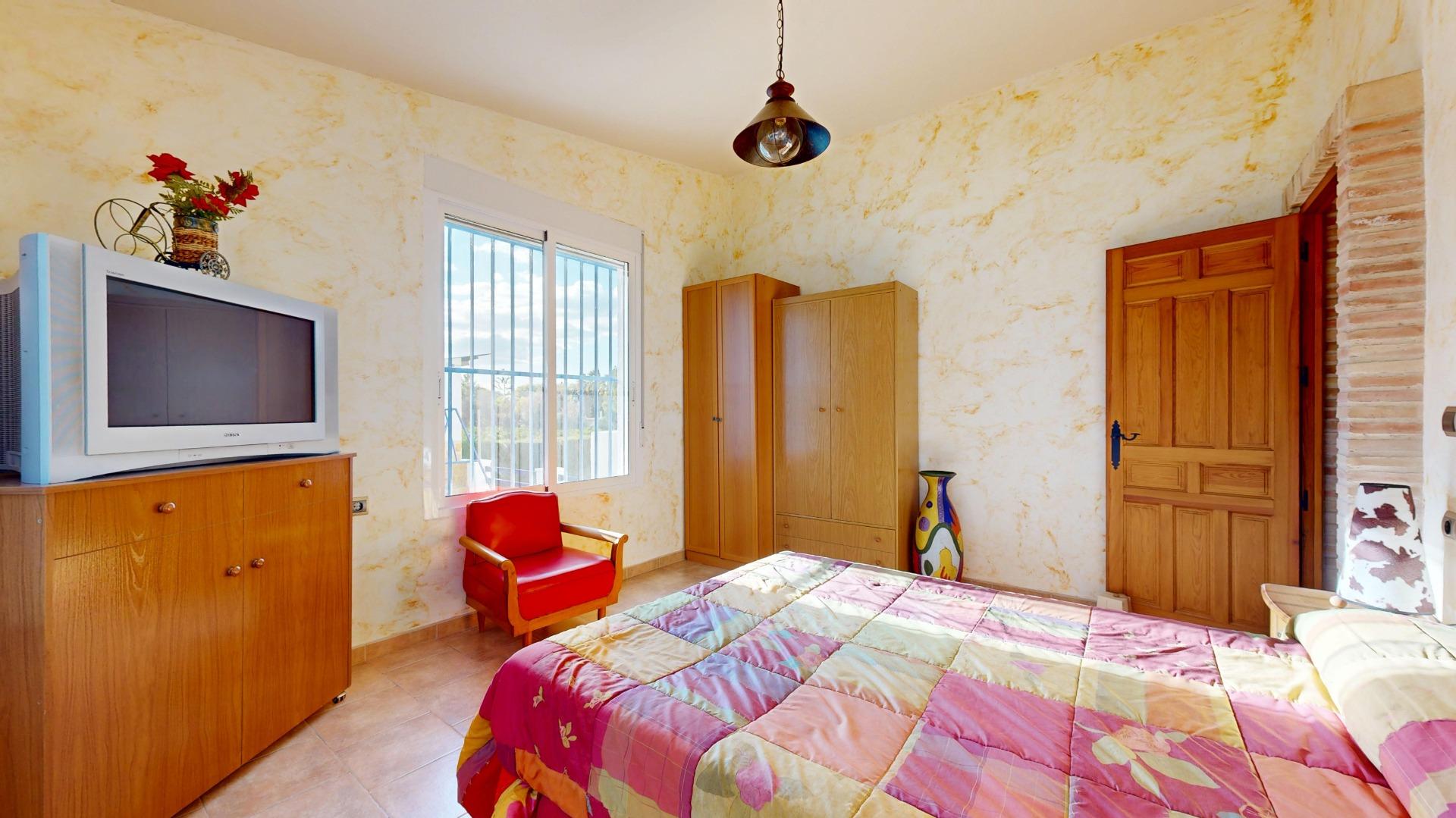 Bedroom in villa for sale in Orihuela