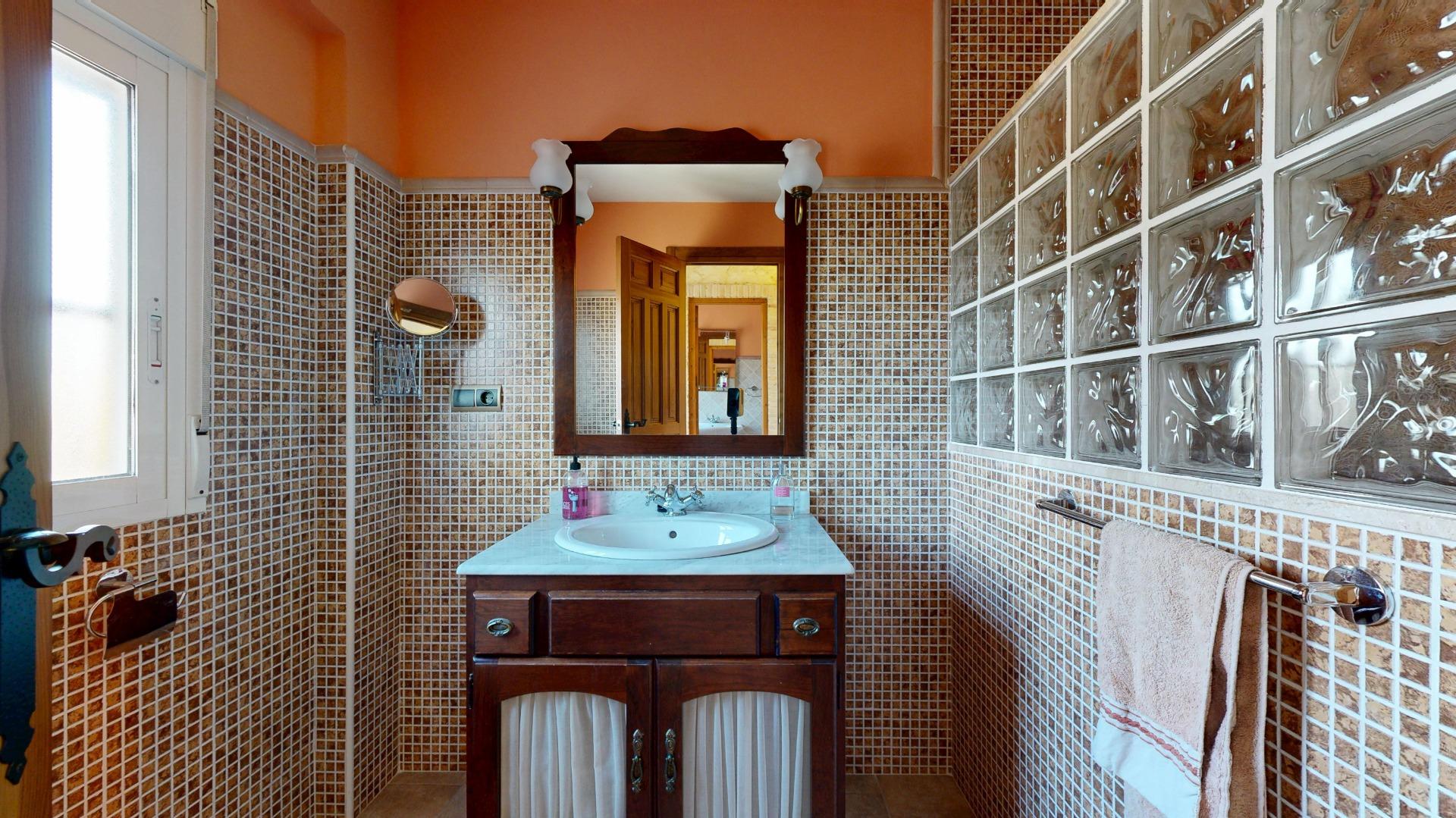 Kitchen in villa for sale in Orihuela