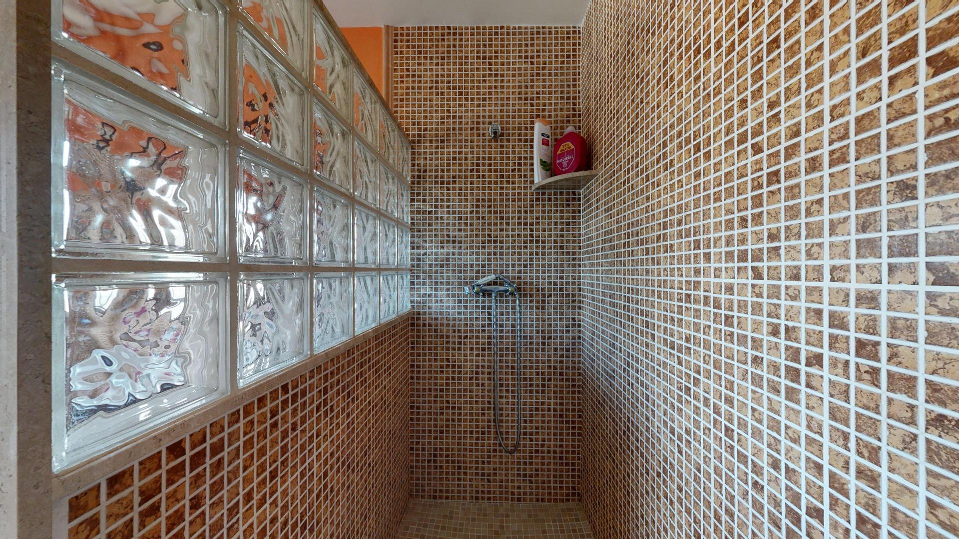 Bathroom in villa for sale in Orihuela
