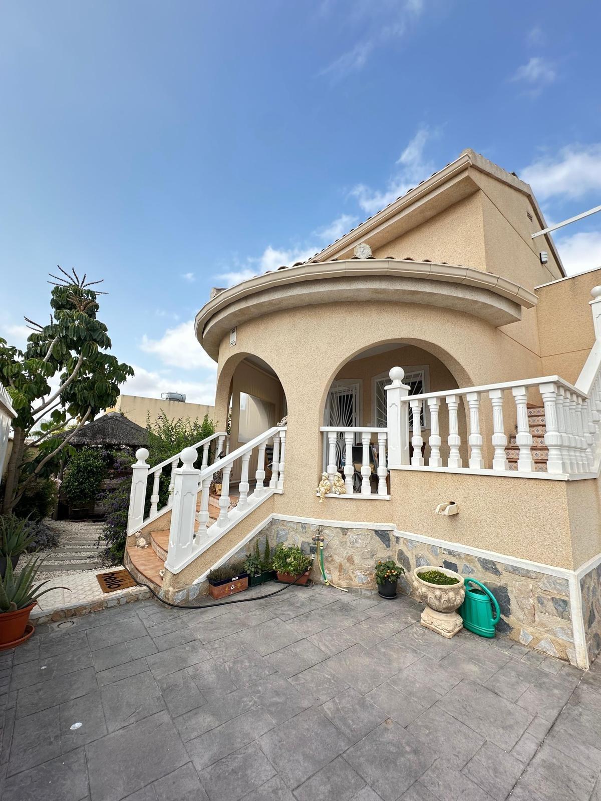 Terrace in villa for sale in Ciudad Quesada